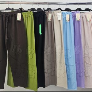 Gyönyörű olasz minőségű vékonyabb pamut gumis derekú nadrág EXTRA méretben fekete színben