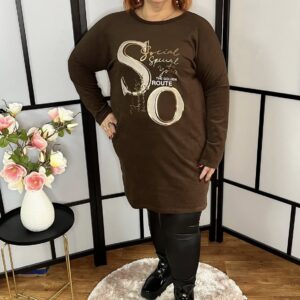 Feliratos, polár anyagú, zsebes hagyma fazonú tunika csokibarna színben