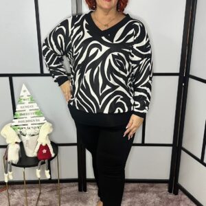 Fantasztikus fazonú V nyakú denevér ujjú pamut anyagú mintás felső fekete-fehér mintával