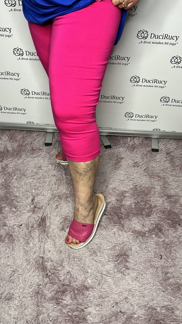 Olasz nagyméretű 3/4-es pamut leggings magasított derékrésszel pink színben