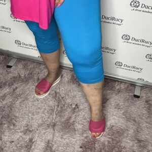 Olasz nagyméretű 3/4-es pamut leggings magasított derékrésszel égkék színben