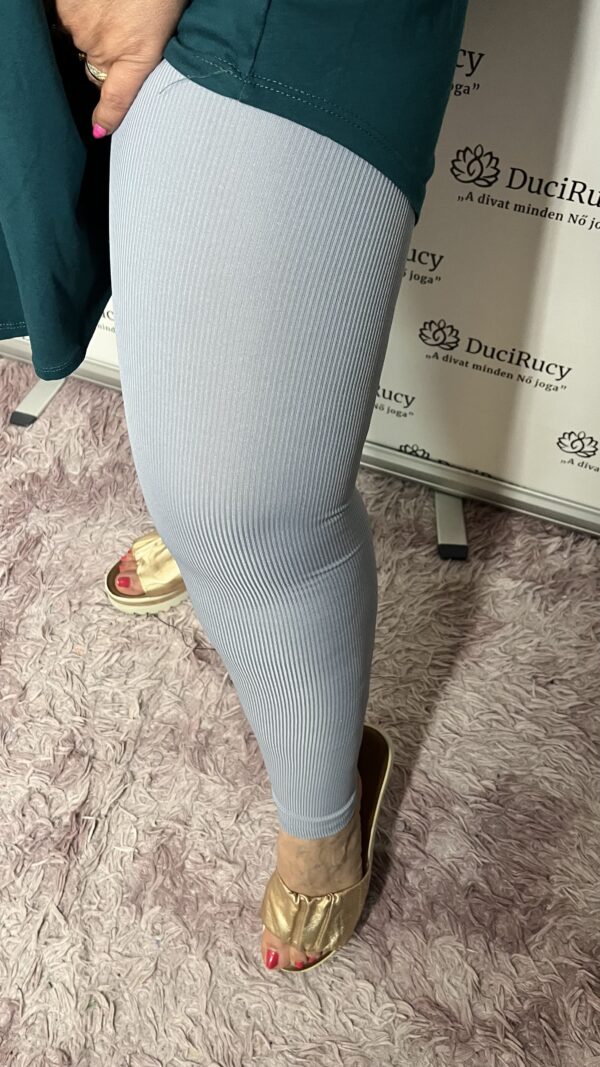Török bordázott hosszú leggings szürke színben