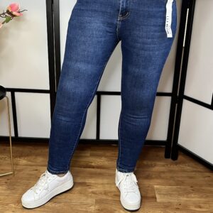 Sötétkék momfit fazonú, EXTRA méretű fantasztikus kényelmes, rugalmas anyagú farmer nadrág