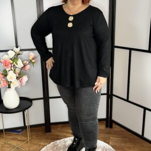 Kerekített fazonú, gépi kötésű, V nyakú felső, arany gomb kitűzővel fekete színben