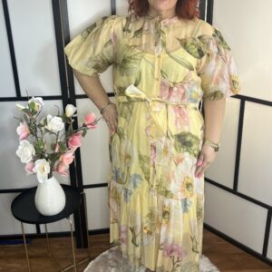 Kétrétegű, könnyed, nyári ruha puffos ujjal sárga színben