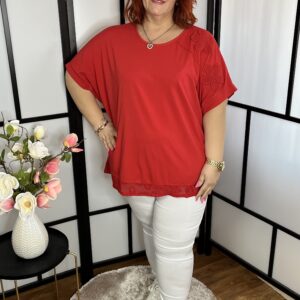 Madeirával díszített, extra minőségű pamut póló piros színben