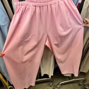 Prémium anyagú, gumis derekú, ballon fit fazonú nadrág farmerkék színben