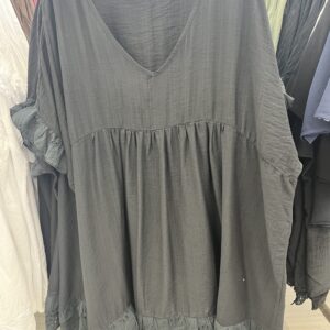 Extra méretű, V nyakú, madeirás ujjú tunika felhőkék színben