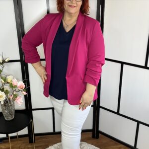 Közép méretű gomb nélküli, húzott ujjú blézer magenta színben