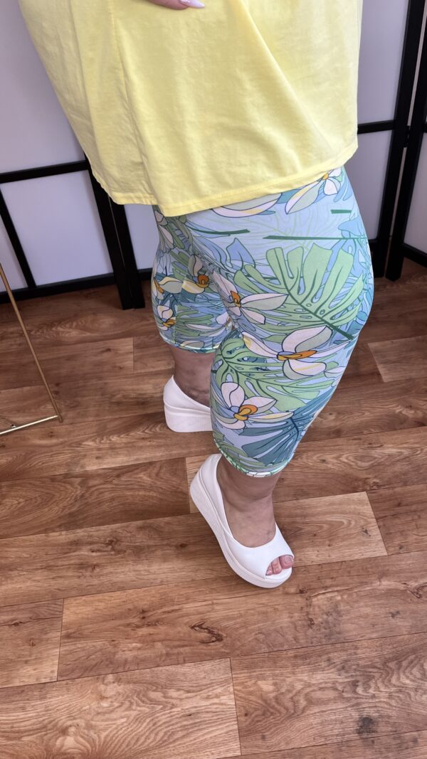 Pihe-puha anyagú halász leggings zöld mintával