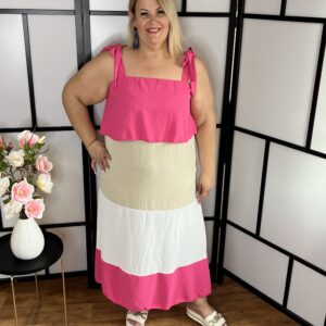 3-ba szabott fodros tetejű pántos ruha pink színösszeállításban