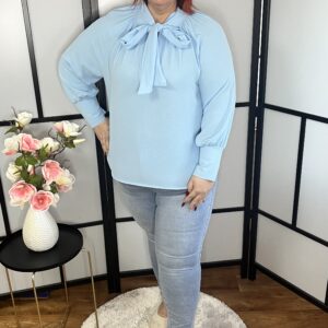 Zsorzsett anyagú, megköthető nyakú, egyenes fazonú felső világoskék színben