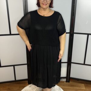 Gyönyörű olasz horgolt tetejű egyedi többrétegű ruha fekete színben