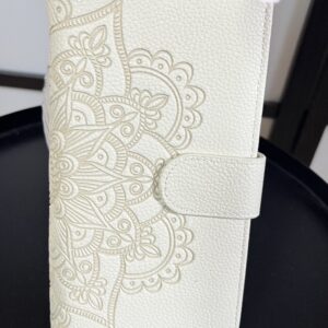 Nagy méretű, mandala mintás női műbőr pénztárca bézs színben