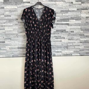 Átlapolt flokon maxi ruha fekete apró virágos